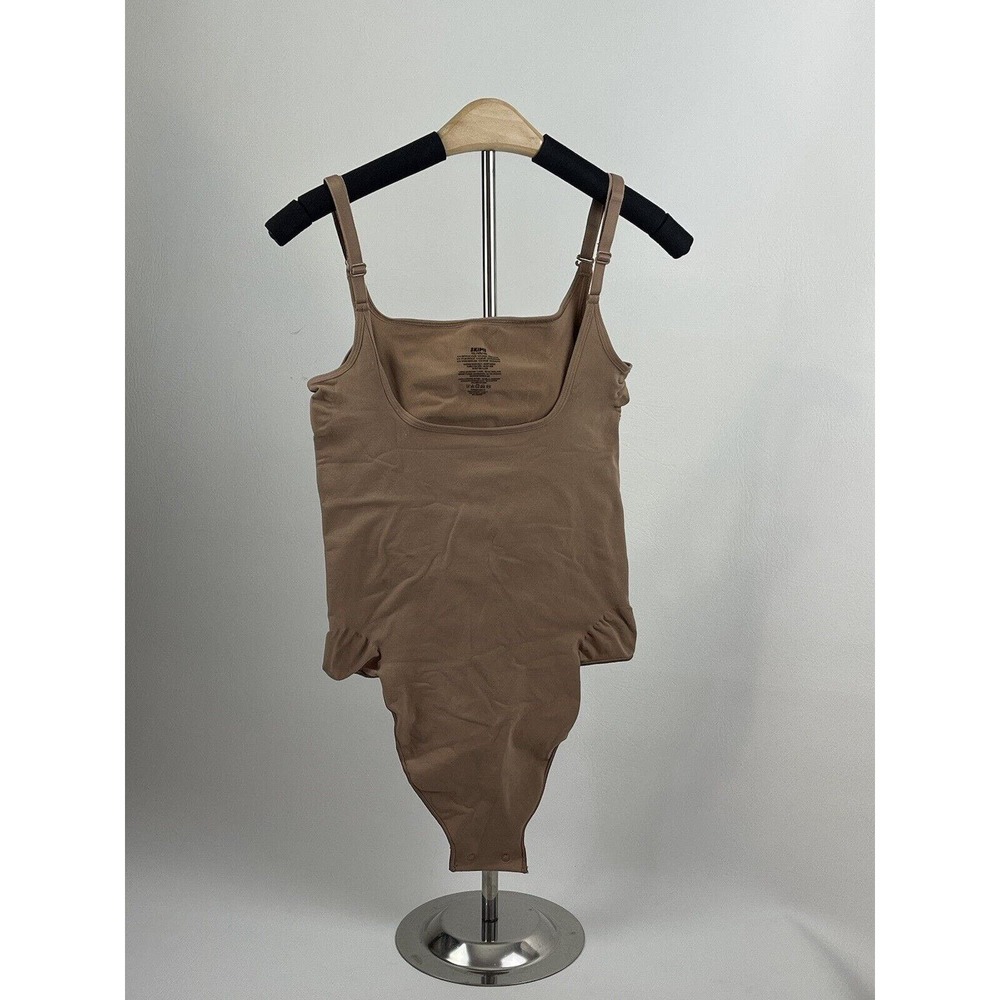 NEW!! SKIMS Bodysuit, Size 4XL. Adjustable Straps. Snap Bottom. Without Tags. - Picture 1 of 8